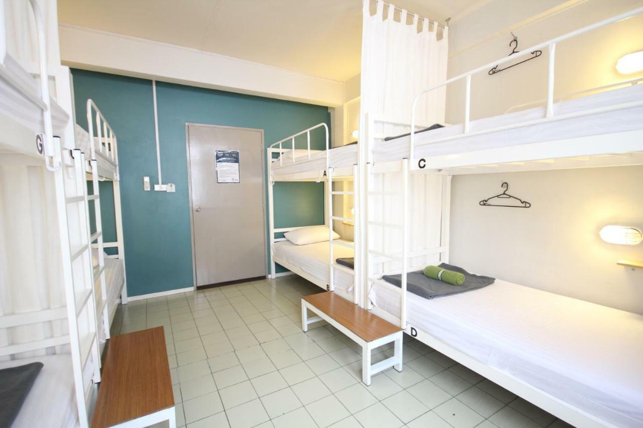 Need Sleep Hostel Bangkok Exterior foto