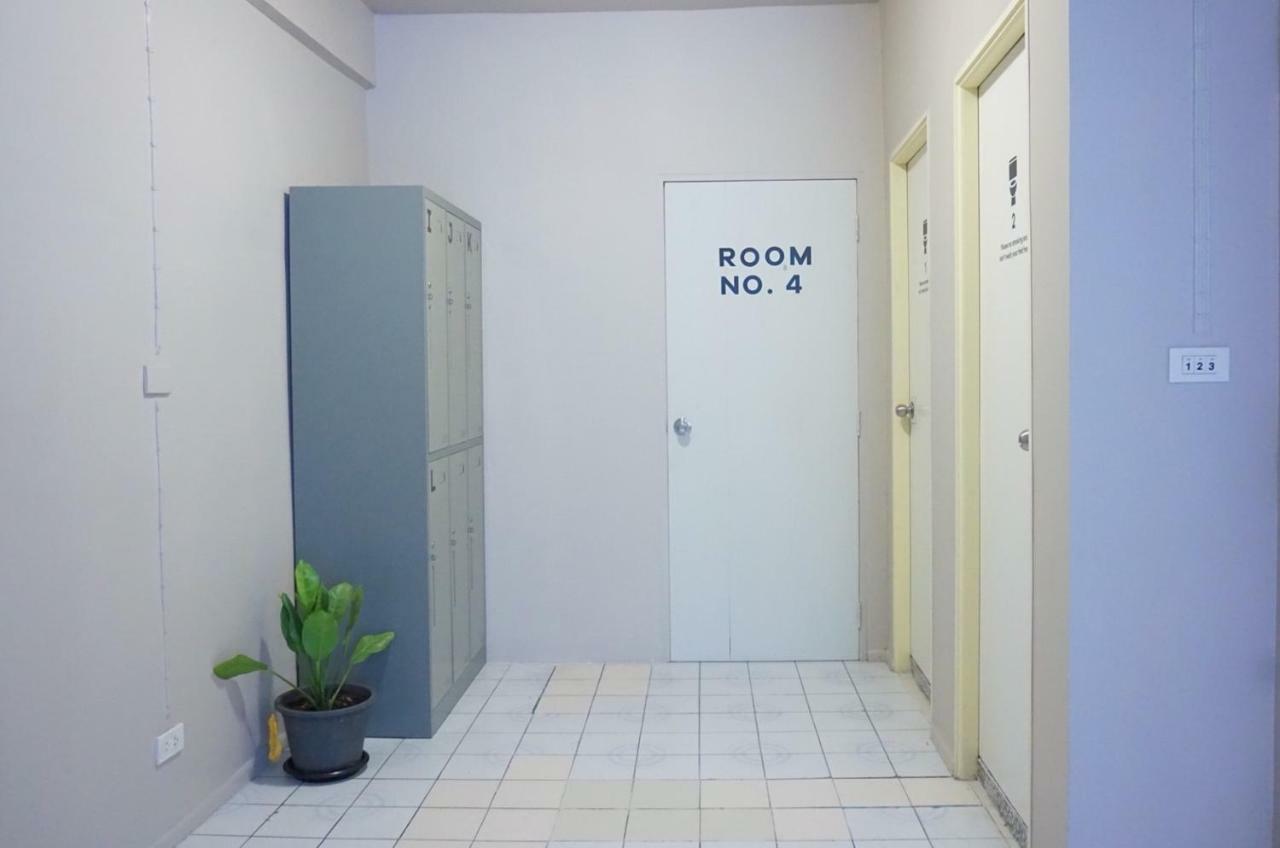 Need Sleep Hostel Bangkok Exterior foto